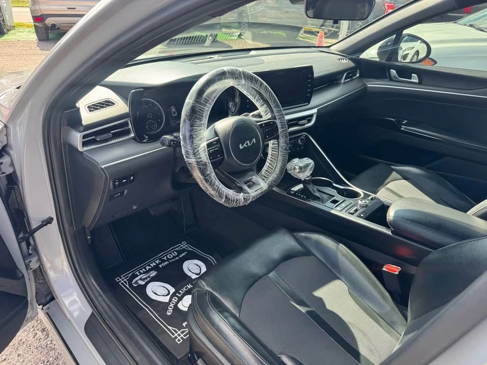 2022 Kia Optima/K5 - Image 8 of 13