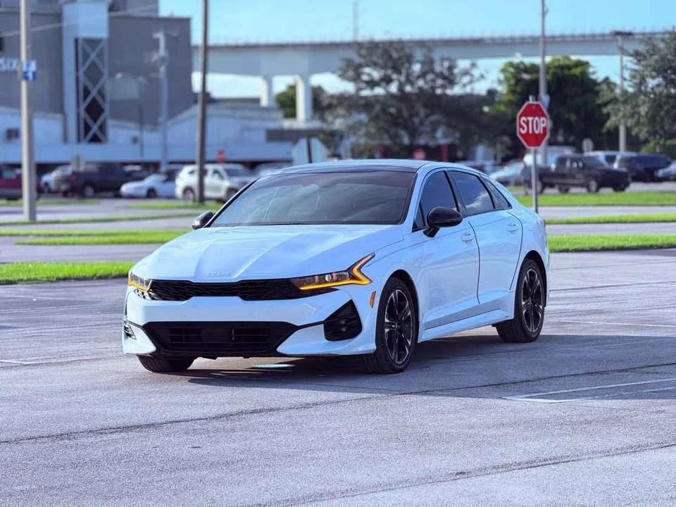 2022 Kia Optima/K5 - Image 3 of 14