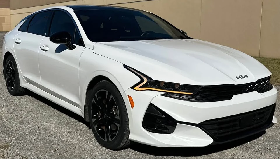2022 Kia Optima/K5 - Image 2 of 8