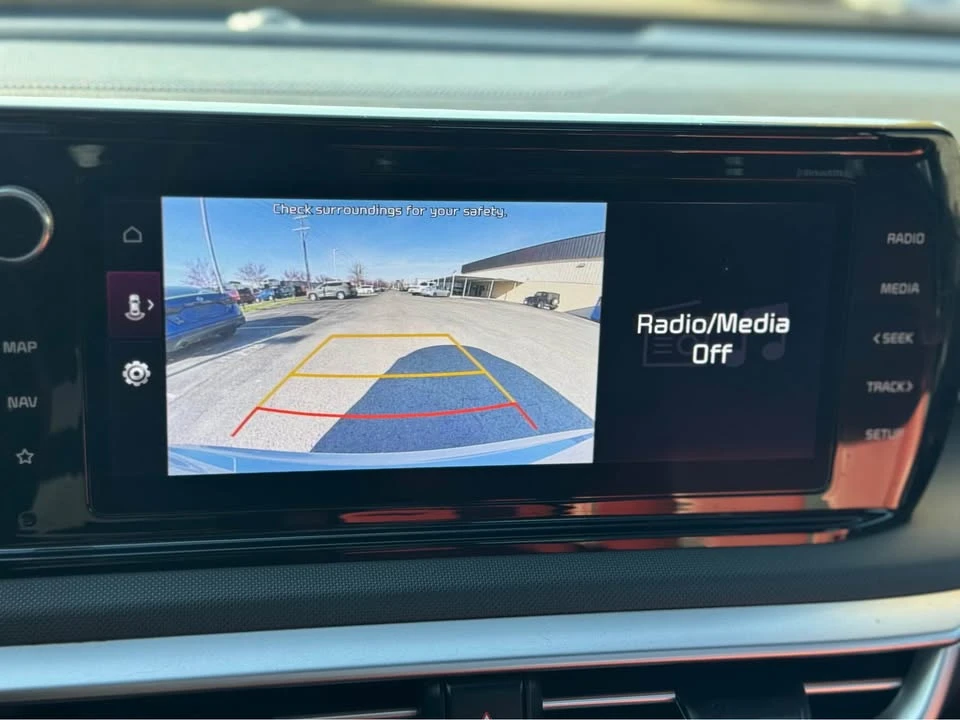 2022 Kia Optima/K5 - Image 14 of 17