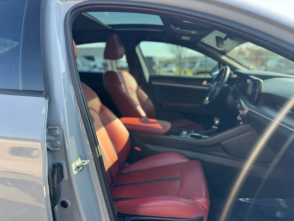 2022 Kia Optima/K5 - Image 8 of 17
