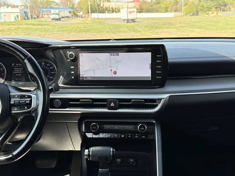 2022 Kia Optima/K5 - Image 10 of 20