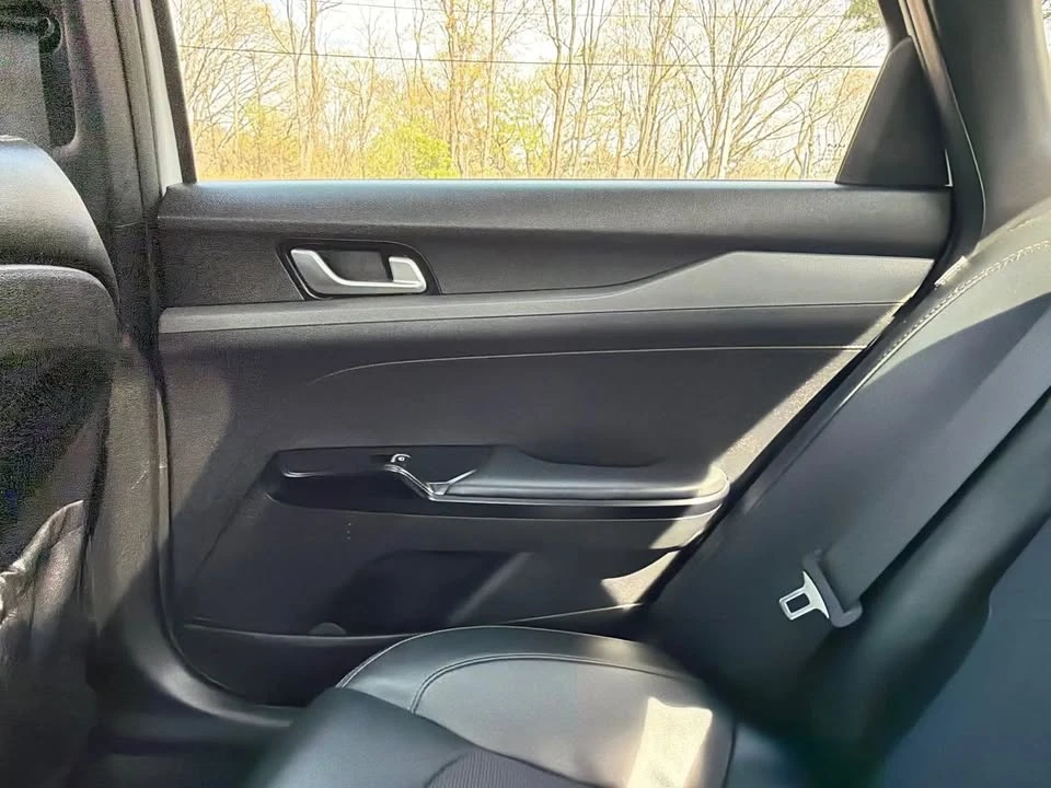 2022 Kia Optima/K5 - Image 12 of 20
