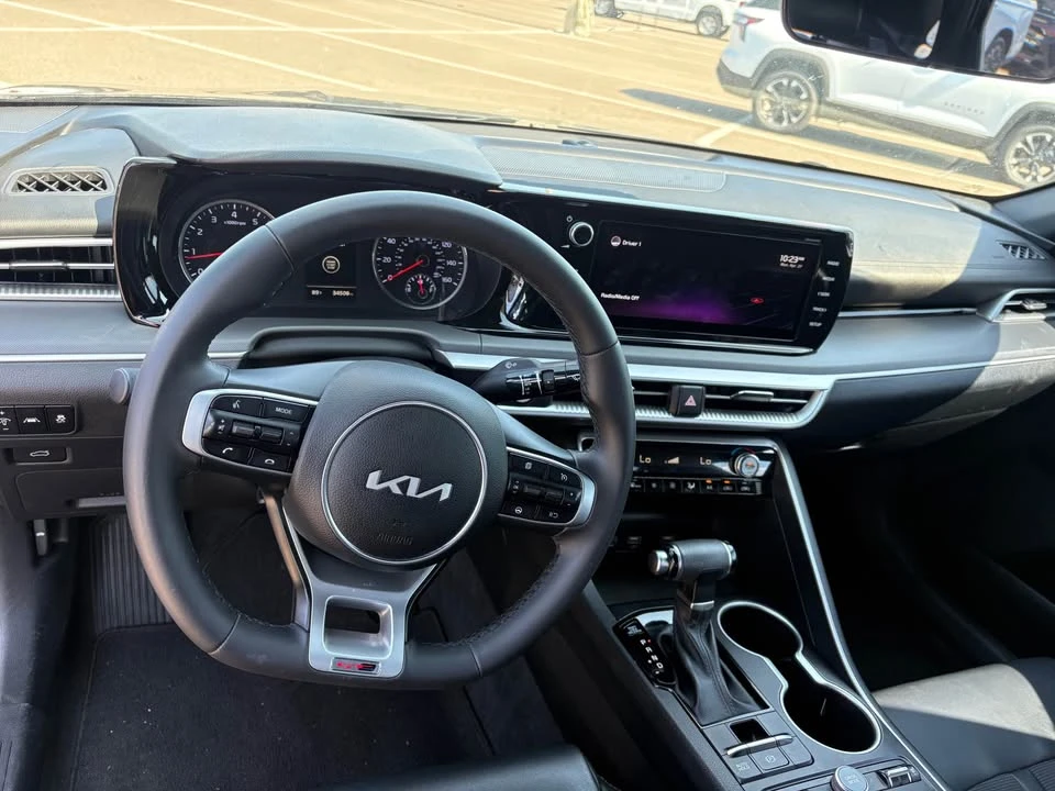 2022 Kia Optima/K5 - Image 9 of 10