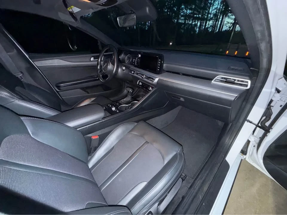 2022 Kia Optima/K5 - Image 11 of 16