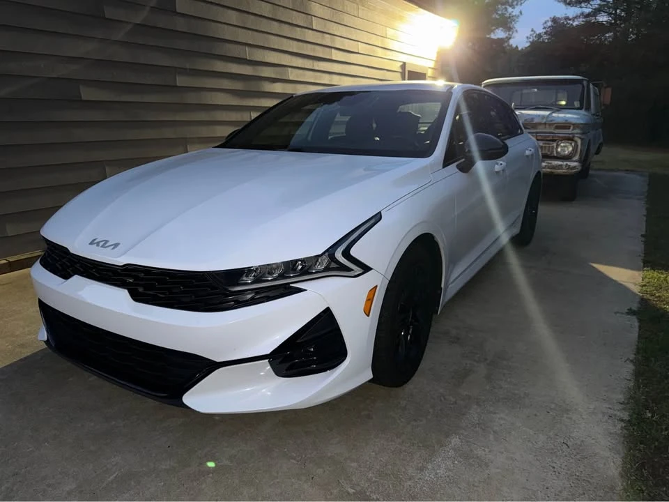 2022 Kia Optima/K5 - Image 2 of 16