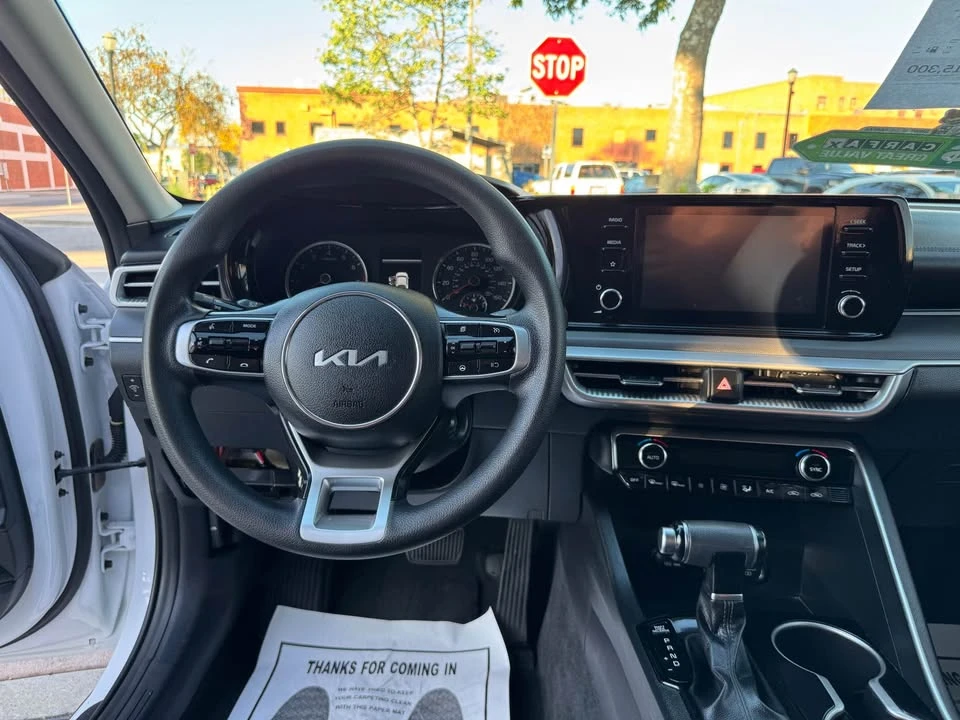 2022 Kia Optima/K5 - Image 17 of 20