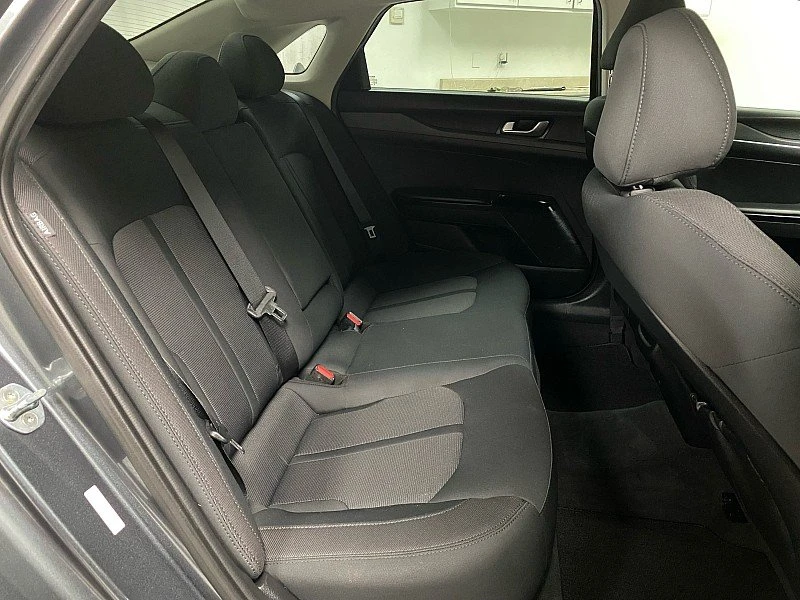 2022 Kia Optima/K5 - Image 12 of 19