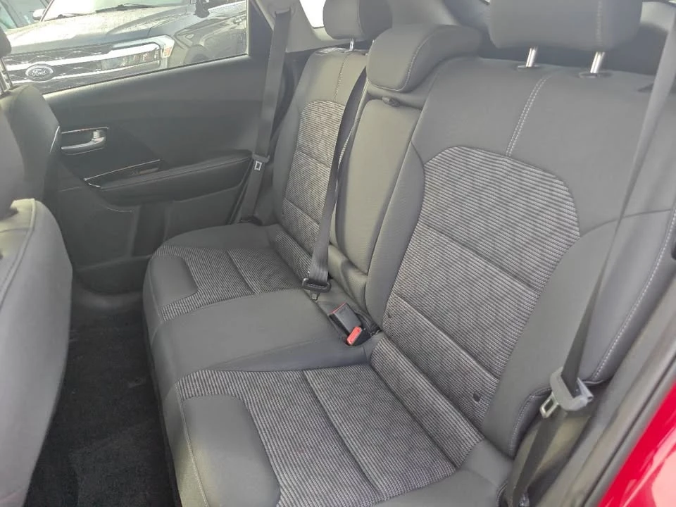 2022 Kia Niro - Image 11 of 19