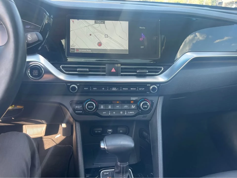 2022 Kia Niro - Image 10 of 11
