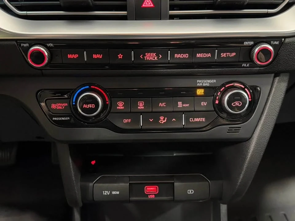 2022 Kia Niro - Image 15 of 20