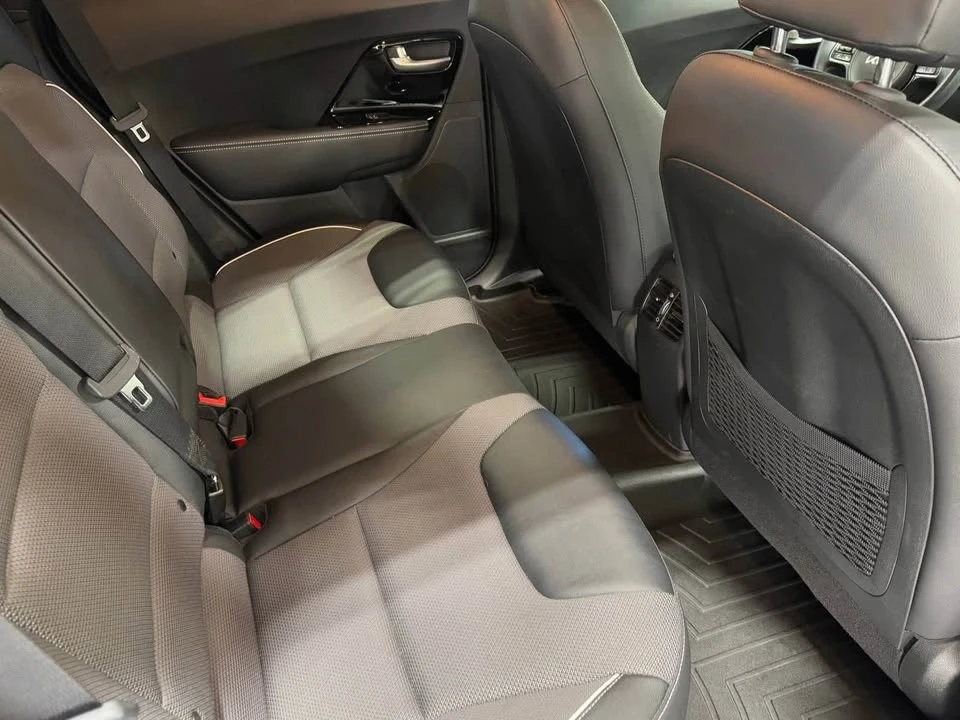 2022 Kia Niro - Image 19 of 20