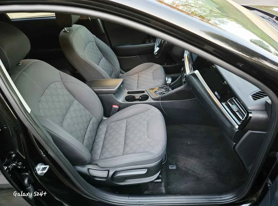 2022 Kia Niro - Image 12 of 15
