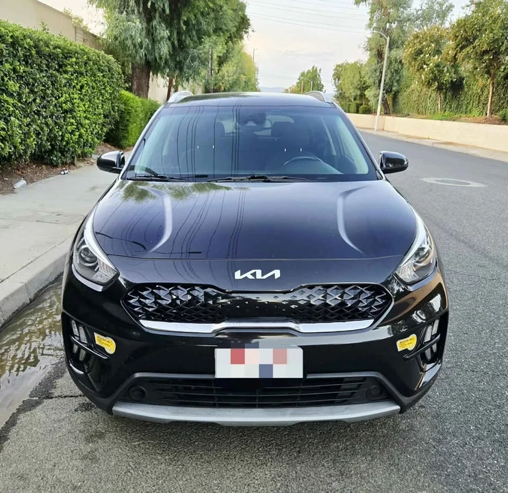 2022 Kia Niro - Image 3 of 15