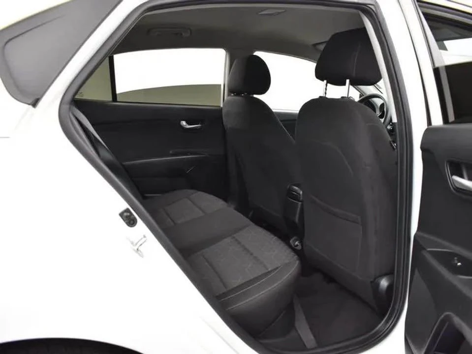 2022 Kia Rio - Image 11 of 15