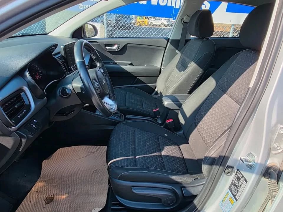 2022 Kia Rio - Image 8 of 12