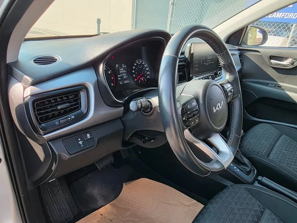 2022 Kia Rio - Image 7 of 12