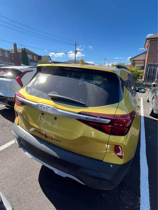 2022 Kia Seltos - Image 5 of 8