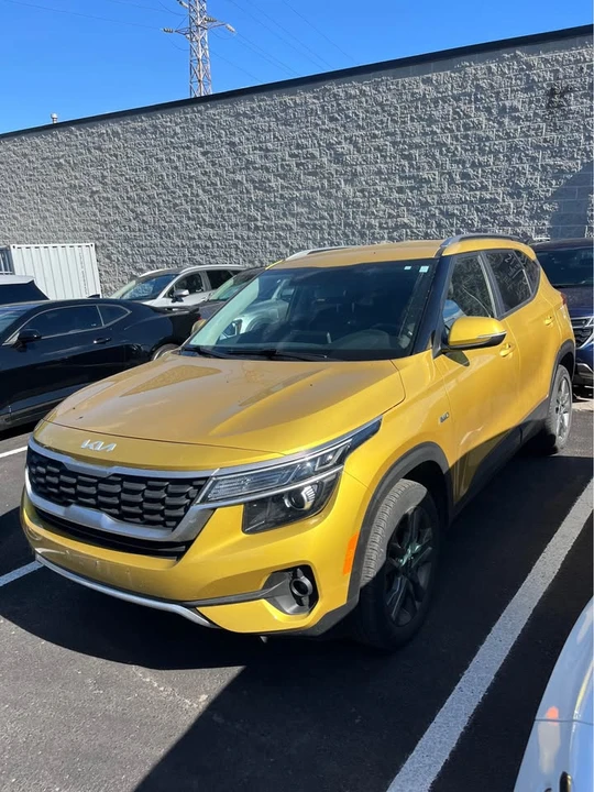 2022 Kia Seltos - Image 3 of 8