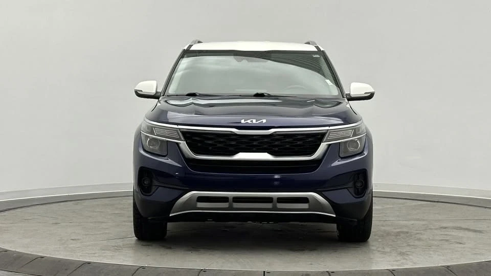 2022 Kia Seltos - Image 2 of 20