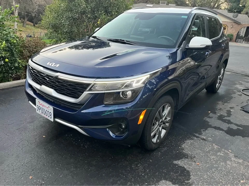 2022 Kia Seltos - Image 5 of 10