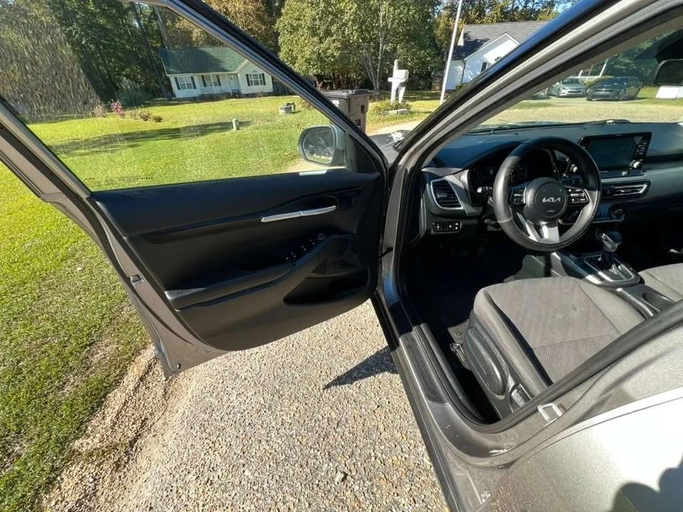 2022 Kia Seltos - Image 12 of 20