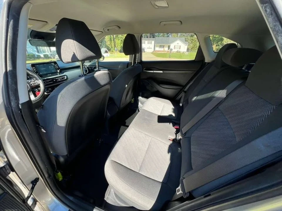 2022 Kia Seltos - Image 16 of 20