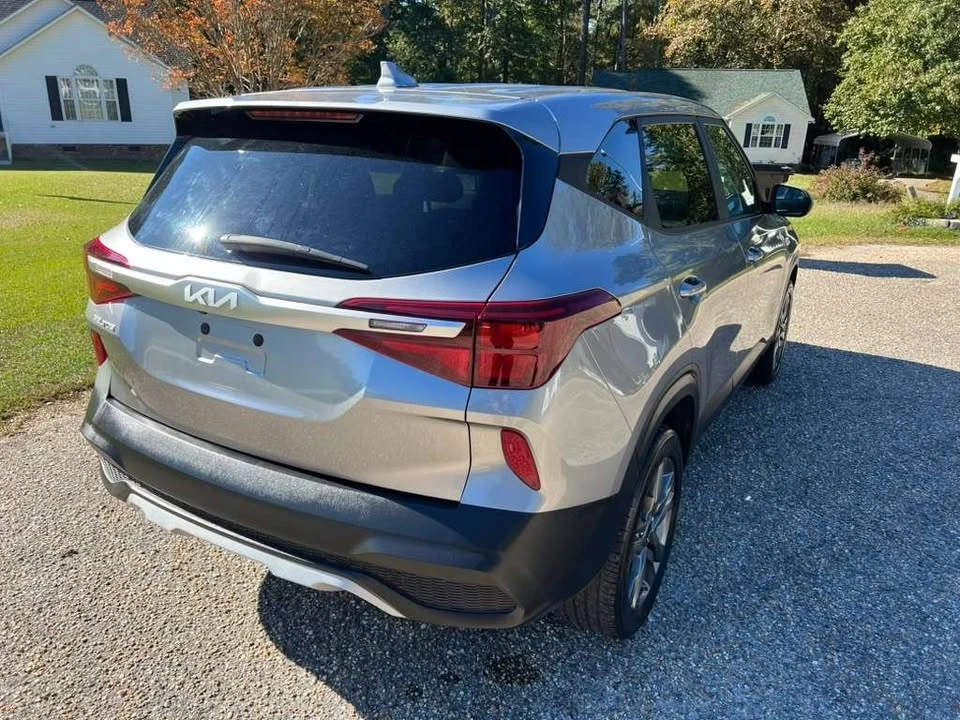 2022 Kia Seltos - Image 6 of 20