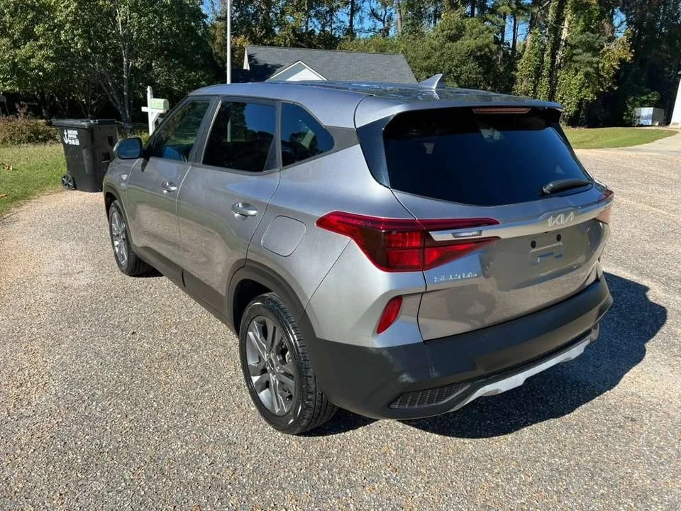 2022 Kia Seltos - Image 7 of 20