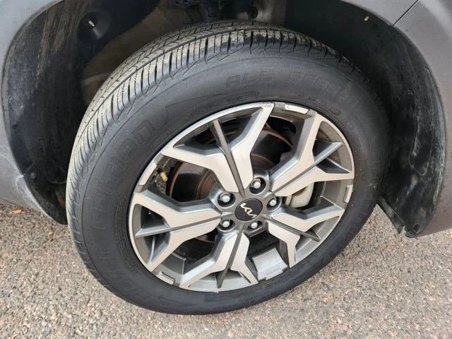 2022 Kia Seltos - Image 15 of 19
