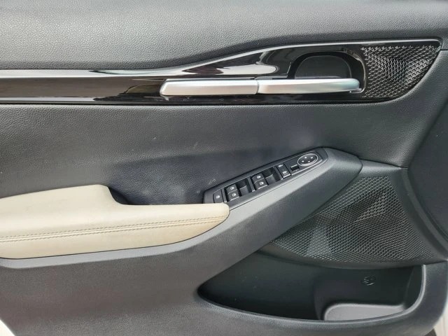 2022 Kia Seltos - Image 5 of 19