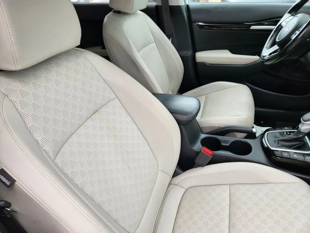 2022 Kia Seltos - Image 14 of 19