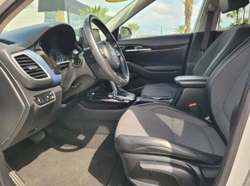 2022 Kia Seltos - Image 7 of 12