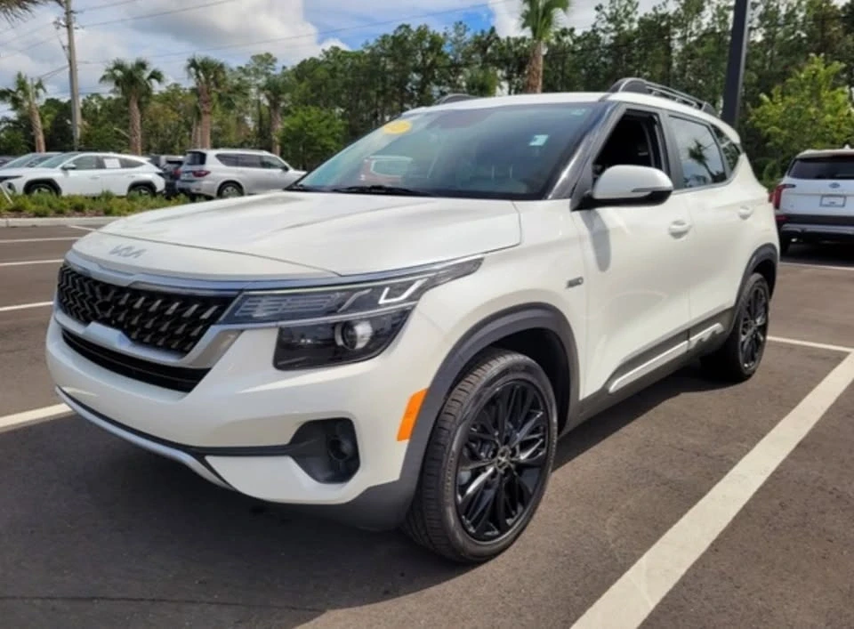 2022 Kia Seltos - Image 3 of 12