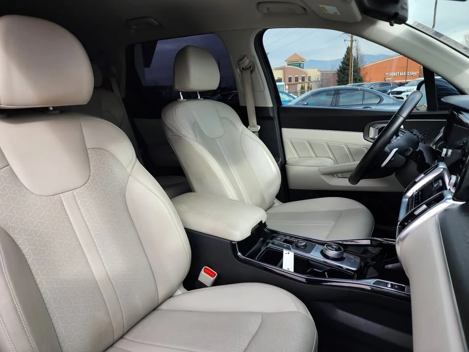 2022 Kia Sorento - Image 19 of 20