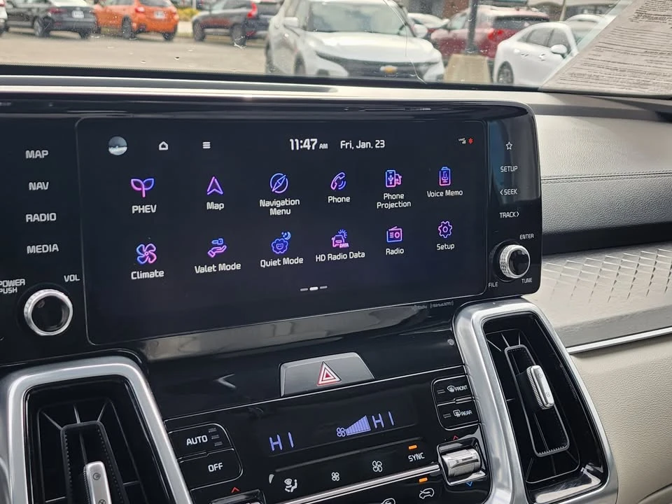 2022 Kia Sorento - Image 14 of 20