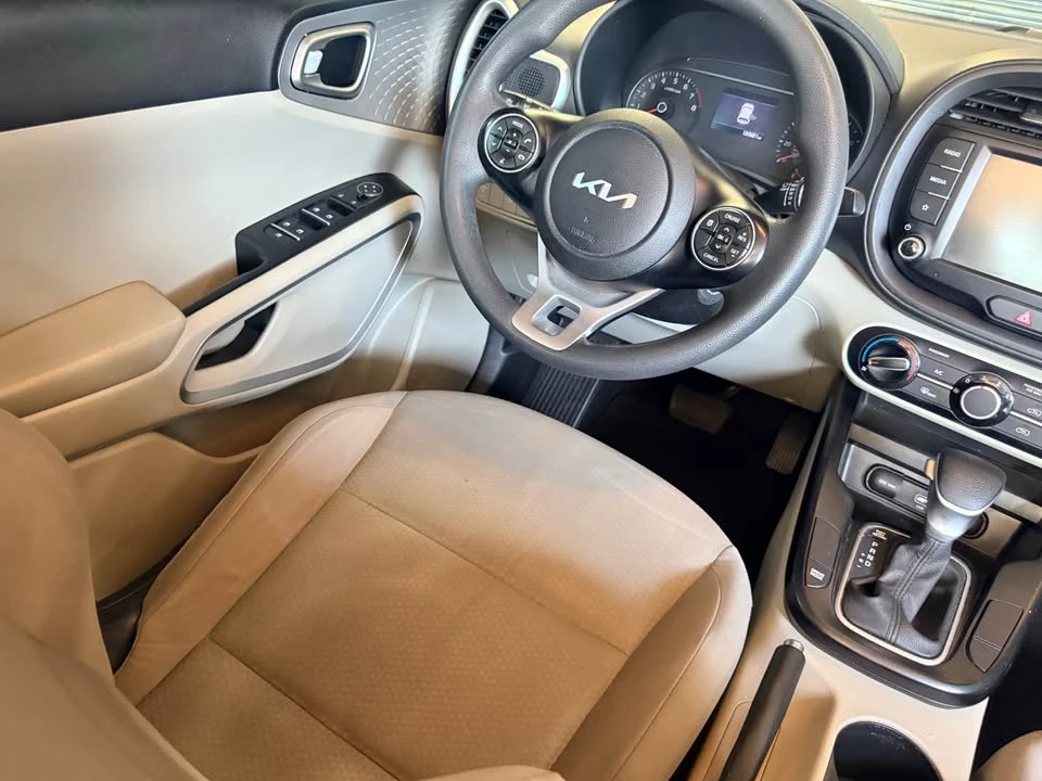 2022 Kia Soul - Image 19 of 19
