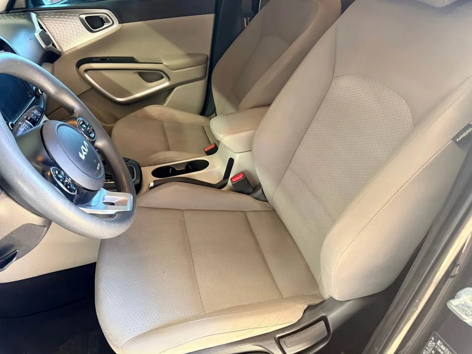2022 Kia Soul - Image 12 of 19