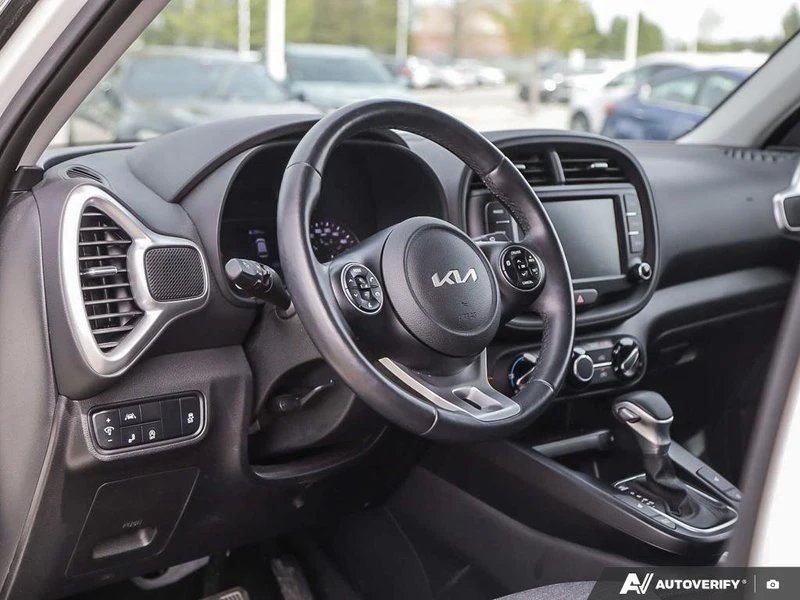 2022 Kia Soul - Image 12 of 20