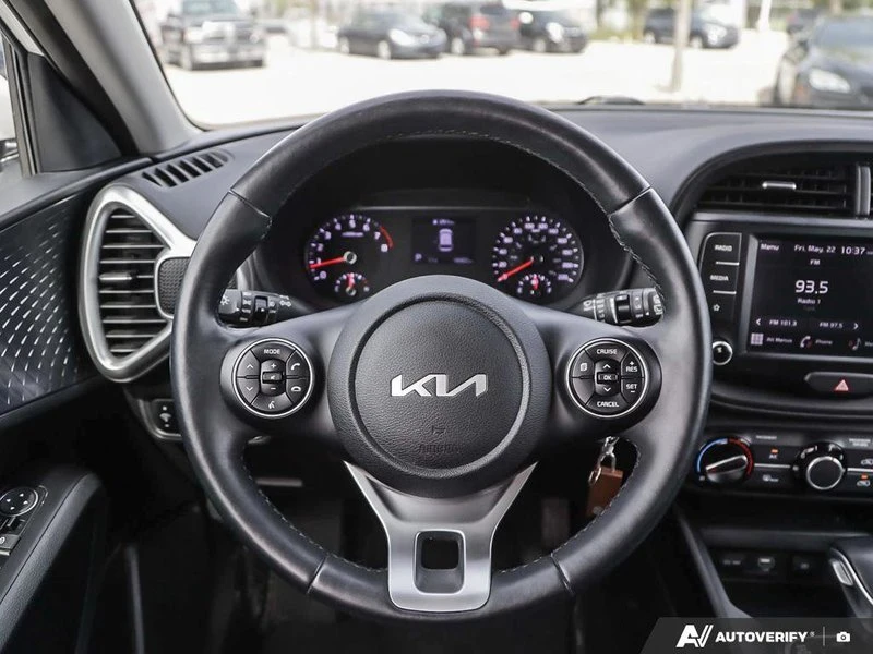 2022 Kia Soul - Image 13 of 20