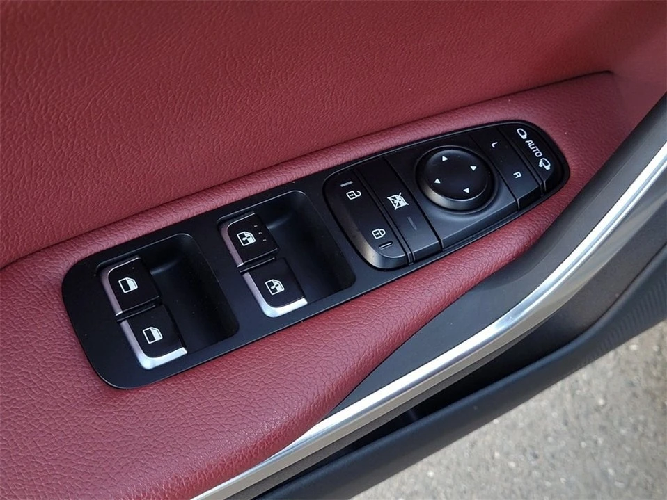 2022 Kia Stinger - Image 5 of 20