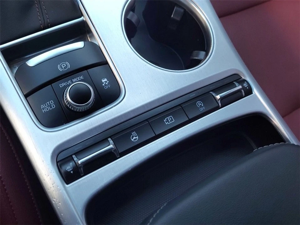 2022 Kia Stinger - Image 15 of 20