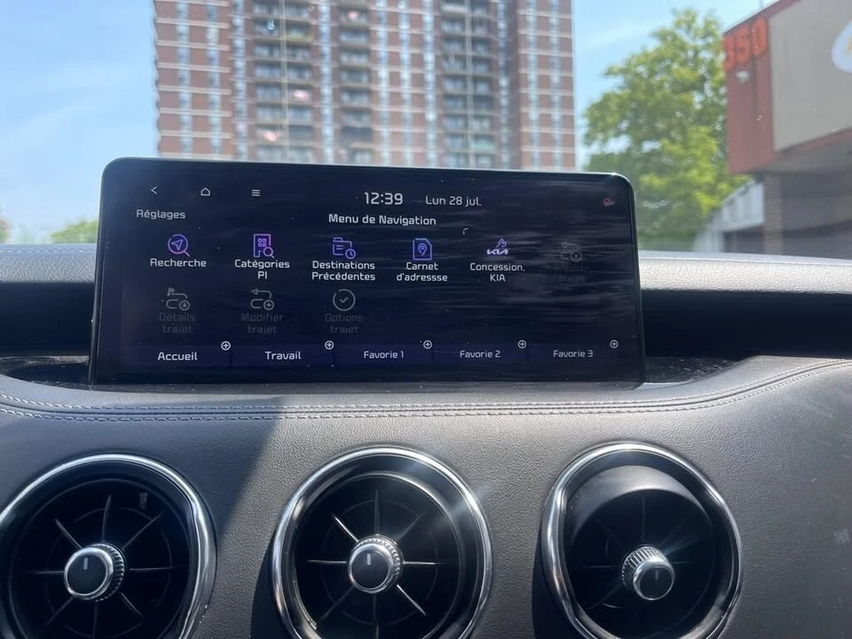 2022 Kia Stinger - Image 13 of 20