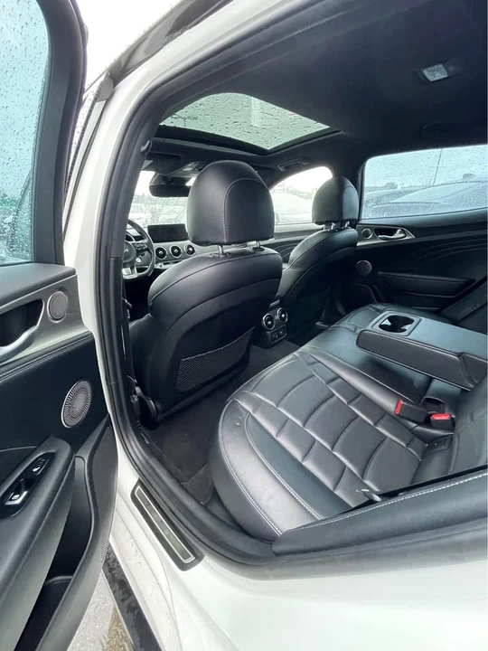 2022 Kia Stinger - Image 5 of 7
