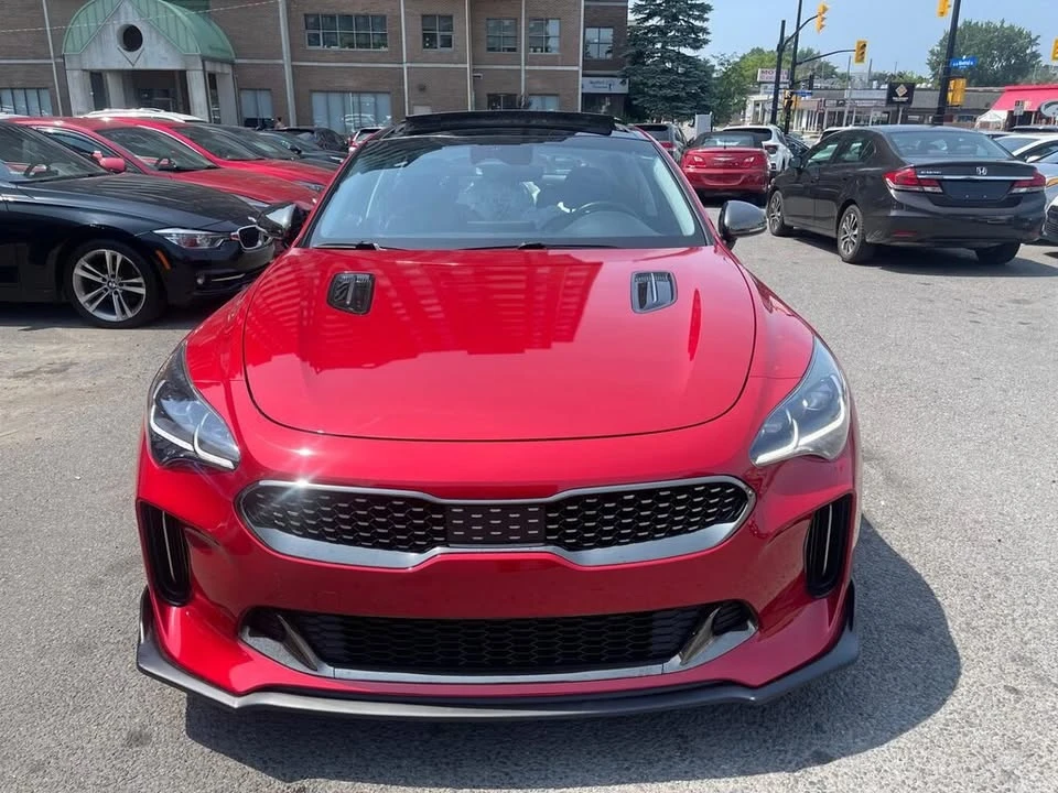 2022 Kia Stinger - Image 9 of 20