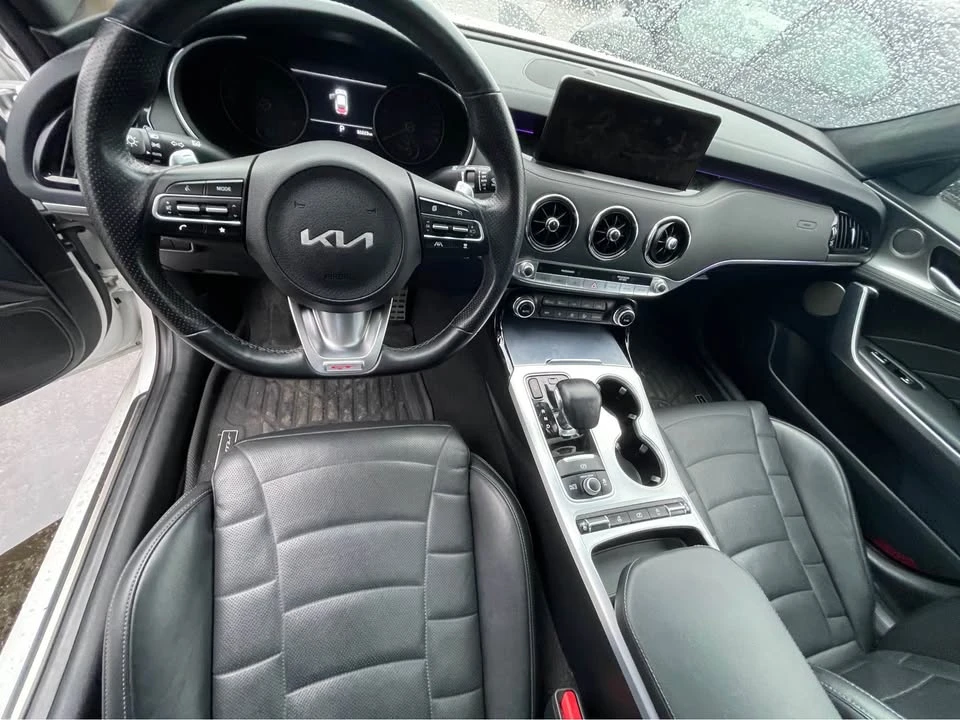 2022 Kia Stinger - Image 7 of 7