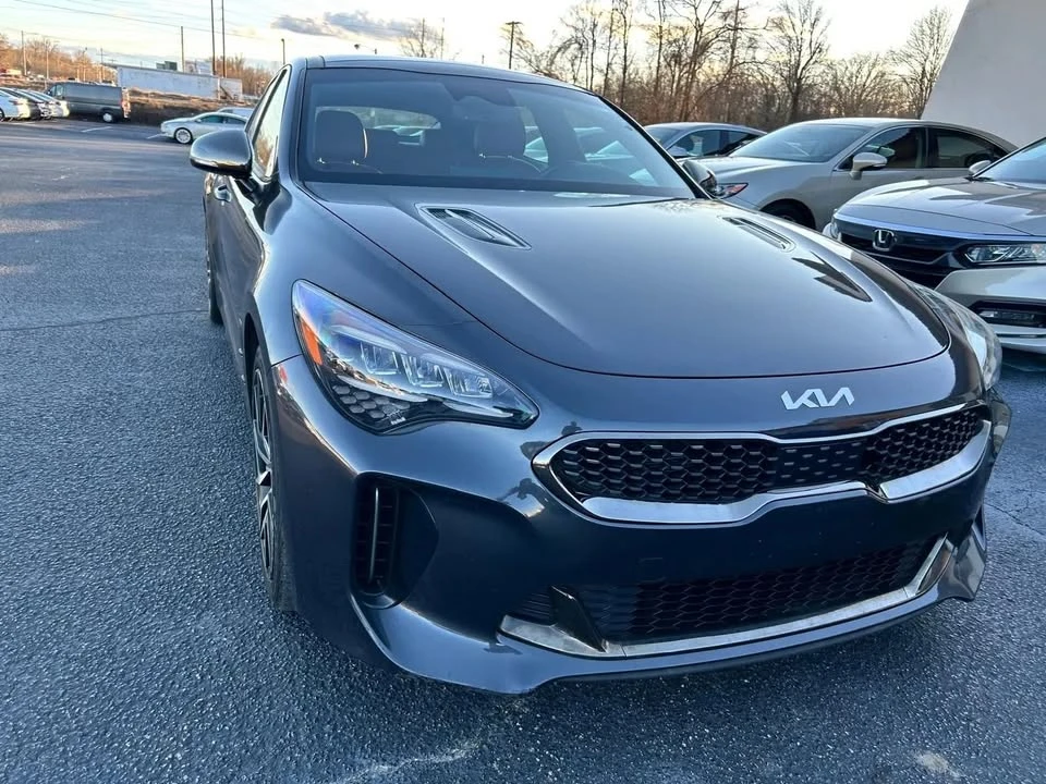 2022 Kia Stinger - Image 3 of 19