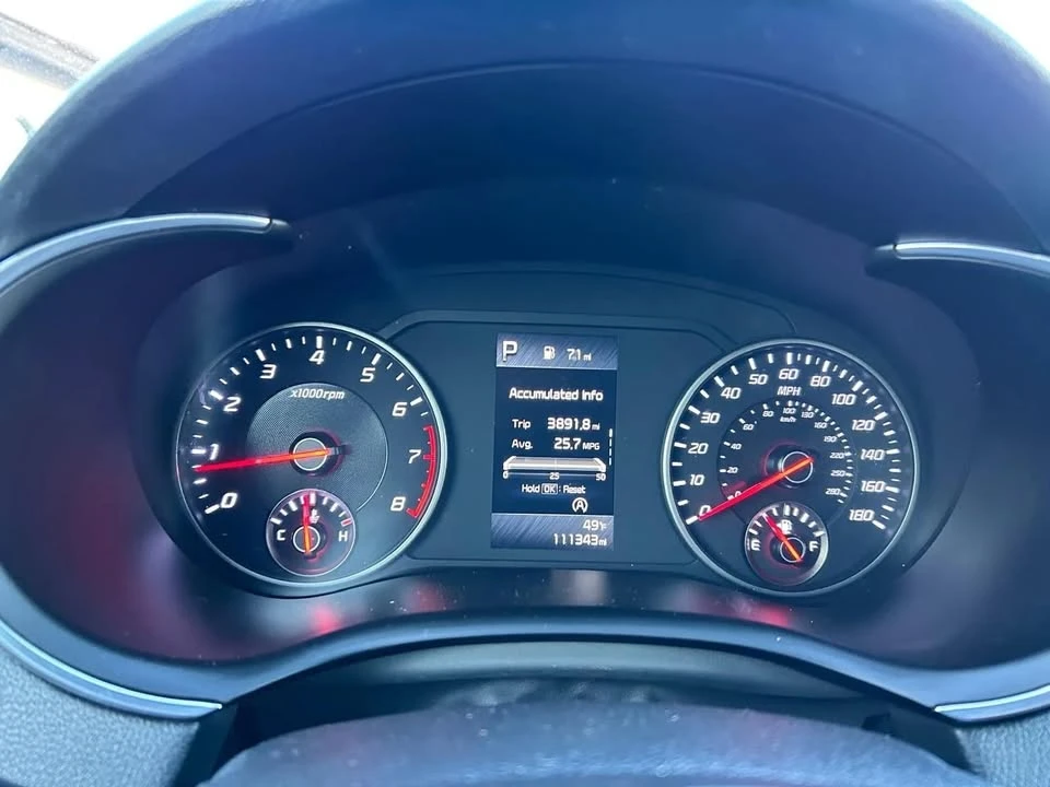 2022 Kia Stinger - Image 11 of 19
