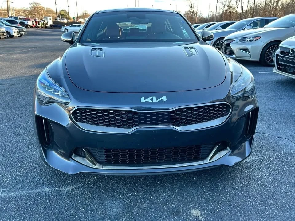 2022 Kia Stinger - Image 2 of 19