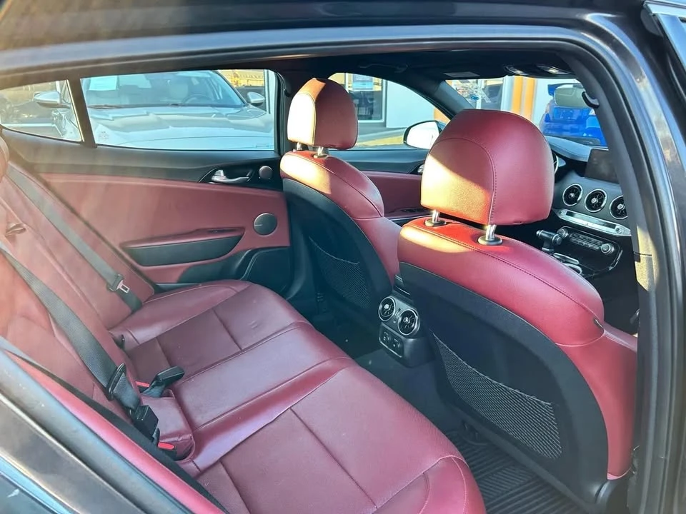 2022 Kia Stinger - Image 6 of 19